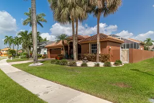 10599 St Thomas Dr, Boca Raton, FL 33498 - Photo 5
