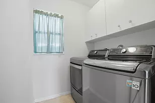 10599 St Thomas Dr, Boca Raton, FL 33498 - Photo 31