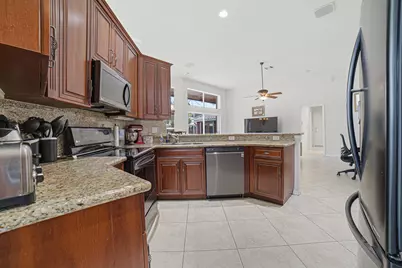 10599 Saint Thomas Drive, Boca Raton, FL 33498 - Photo 19