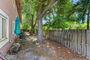 13789 Yarmouth Dr, Wellington, FL 33414 - Photo 21