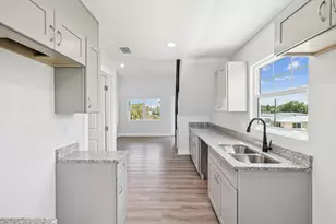 6707 Wander Ln, New Port Richey, FL 34652 - Photo 13
