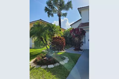 8117 Pelican Harbour Drive, Lake Worth, FL 33467 - Photo 17