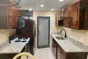 4727 Myrtle Ln, West Palm Beach, FL 33417 - Photo 5