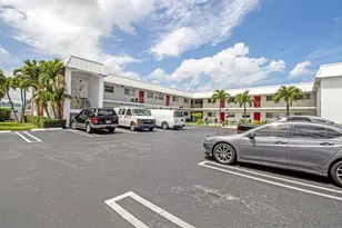 402 Lake Shore Dr, West Palm Beach, FL 33403 - Photo 17