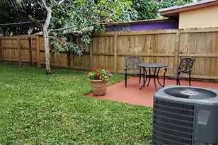 6534 Harbour Rd, North Lauderdale, FL 33068 - Photo 11