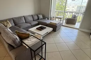 900 NE 12th Ave, Hallandale Beach, FL 33009 - Photo 9