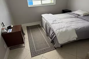 900 NE 12th Ave, Hallandale Beach, FL 33009 - Photo 23