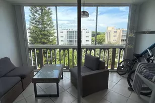 900 NE 12th Ave, Hallandale Beach, FL 33009 - Photo 11