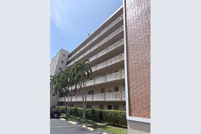 900 NE 12th Avenue #708, Hallandale Beach, FL 33009 - Photo 3
