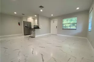 624 NE 10th Ave, Fort Lauderdale, FL 33304 - Photo 3