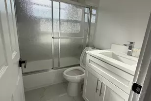 920 NE 50th St, Pompano Beach, FL 33064 - Photo 3