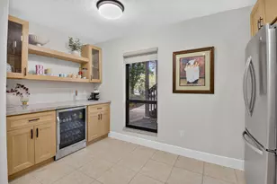 9292 Sabal Ridge Circle, Boca Raton, FL 33434 - Photo 9