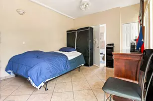 655 W Melrose Cir, Fort Lauderdale, FL 33312 - Photo 13