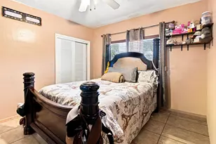 655 W Melrose Cir, Fort Lauderdale, FL 33312 - Photo 15