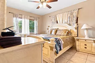 655 W Melrose Cir, Fort Lauderdale, FL 33312 - Photo 11