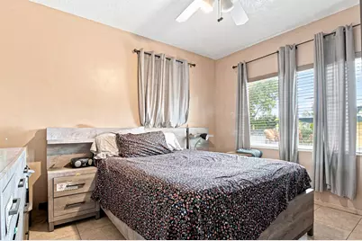 655 W Melrose Circle, Fort Lauderdale, FL 33312 - Photo 17