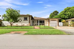 655 W Melrose Cir, Fort Lauderdale, FL 33312 - Photo 1
