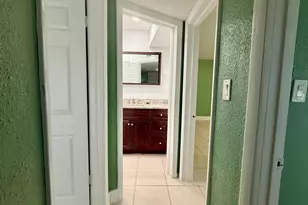 4729 Myrtle Ln, West Palm Beach, FL 33417 - Photo 7