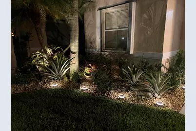 19200 NW 24th Court, Pembroke Pines, FL 33029 - Photo 43