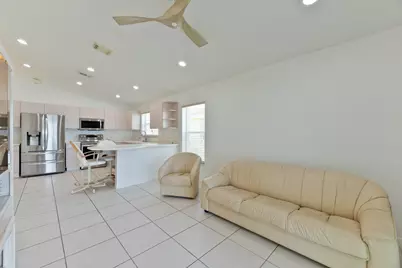 19200 NW 24th Court, Pembroke Pines, FL 33029 - Photo 7