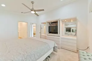 19200 NW 24th Ct, Pembroke Pines, FL 33029 - Photo 15