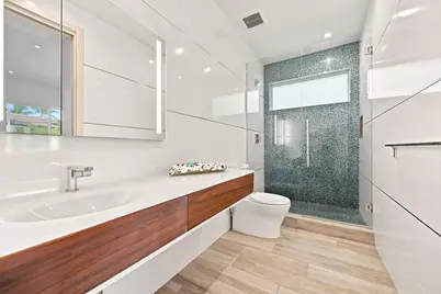 121 S Gordon Road, Fort Lauderdale, FL 33301 - Photo 23
