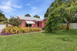 227 S Swinton Ave, Delray Beach, FL 33444 - Photo 3