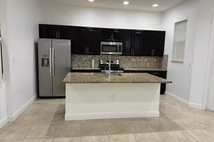 12466 NW 17th Ct, Pembroke Pines, FL 33028 - Photo 3