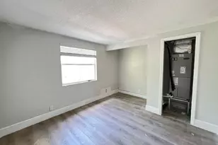 6511 Seminole Dr, Lake Worth Beach, FL 33462 - Photo 3
