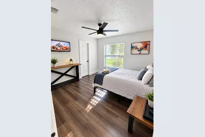3743 SW Findlay Street #room for rent, Port Saint Lucie, FL 34953 - Photo 3