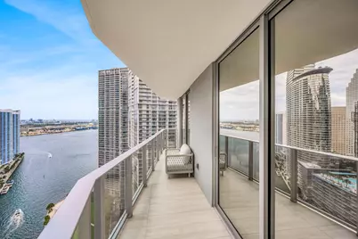 77 SE 5th Street #1809, Miami, FL 33131 - Photo 35