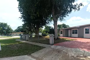 801 NW 33rd Terrace, Fort Lauderdale, FL 33311 - Photo 3