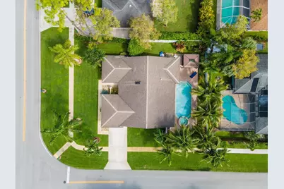 14832 Paddock Drive, Wellington, FL 33414 - Photo 3