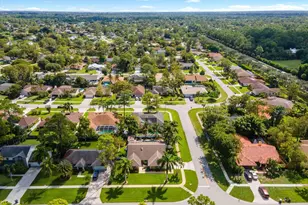 14832 Paddock Dr, Wellington, FL 33414 - Photo 35