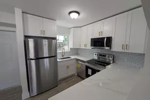 1733 NW 18th St, Fort Lauderdale, FL 33311 - Photo 13