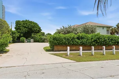 105 2nd Street #1, Lake Park, FL 33403 - Photo 3