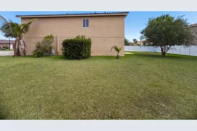 2883 SW Cape Breton Drive, Port Saint Lucie, FL 34953 - Photo 33