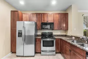 9650 Lago Dr, Boynton Beach, FL 33472 - Photo 7