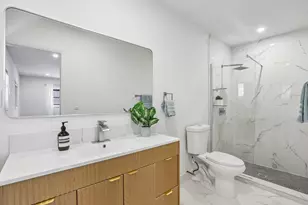 1040 NW 149th St, Miami, FL 33168 - Photo 5