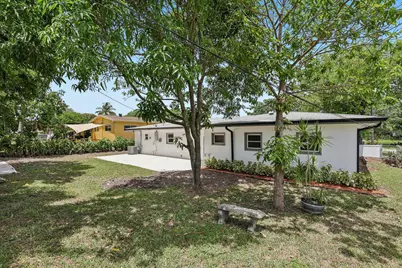 1040 NW 149th Street, Miami, FL 33168 - Photo 27