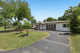 1040 NW 149th St, Miami, FL 33168 - Photo 25