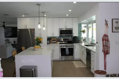 8571 NW 24th Court, Sunrise, FL 33322 - Photo 9