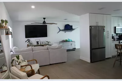 8571 NW 24th Court, Sunrise, FL 33322 - Photo 11