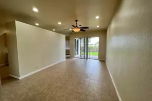 25 Beechdale Ln, Boynton Beach, FL 33426 - Photo 3