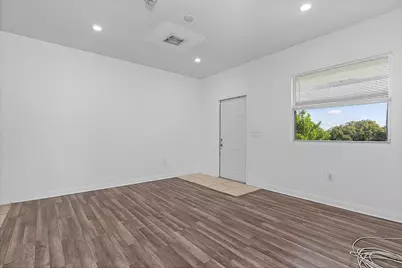 105 2nd Street #3, Lake Park, FL 33403 - Photo 5