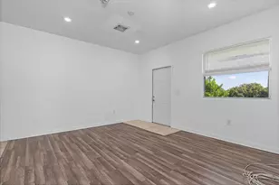 105 2nd St, Lake Park, FL 33403 - Photo 5