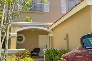 6111 Sugar Loaf Ln, West Palm Beach, FL 33411 - Photo 3