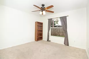 896 Rose Ct, Wellington, FL 33414 - Photo 41