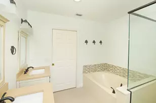 896 Rose Ct, Wellington, FL 33414 - Photo 51