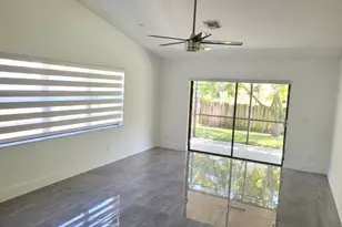 5460 Hawkes Bluff Ave, Davie, FL 33331 - Photo 9
